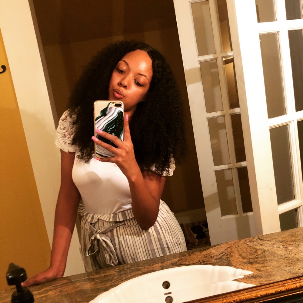 Meet your Posher, Leigha